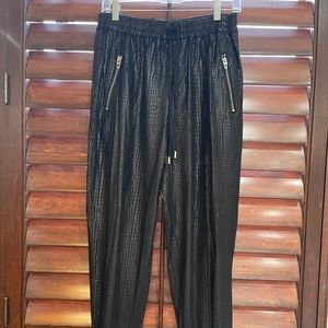 Snake skin black printed trousers ❣️